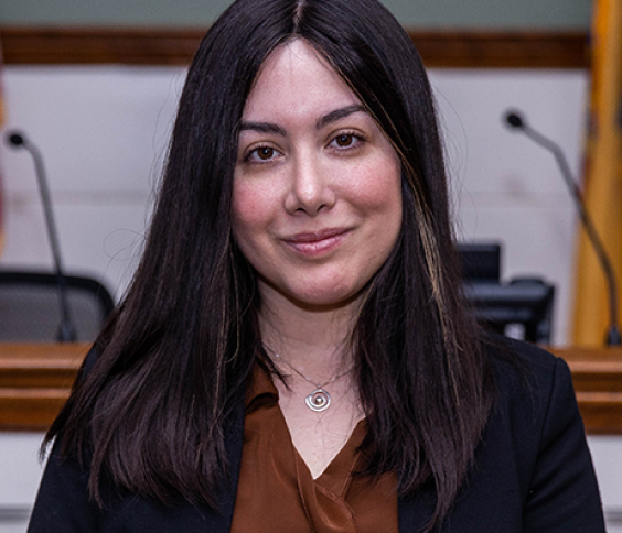 Hellen Harris headshot